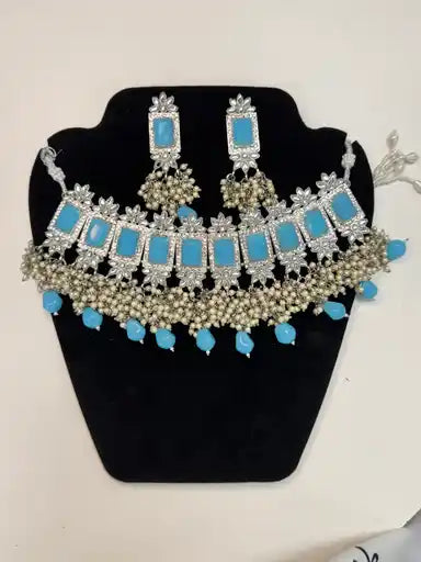 Asmani Noor Necklace & Earrings